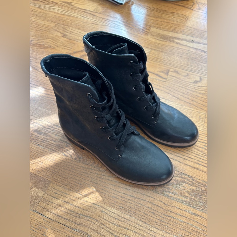 NEW Dr. Scholl’s Guild Leather Combat Boots (Size 7) - Picture 2 of 7